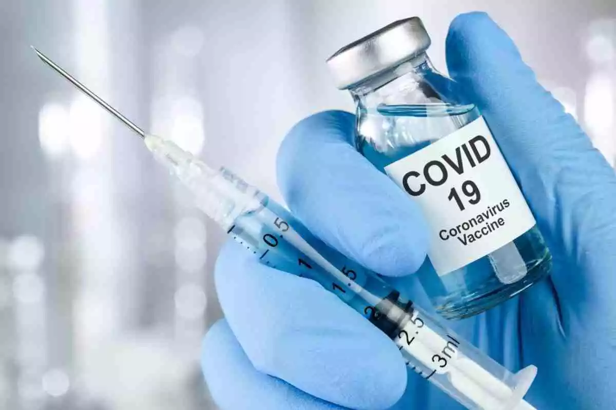Una muestra de la vacuna contra el coronavirus de la compañía Moderna